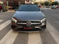 Usado Mercedes A200 163 CV (119 kW) 2019 Gris / plata Berlina