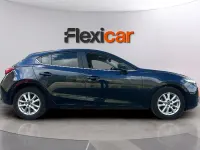 Usado Mazda 3 Luxury 105 CV (77 kW) 2017 Azul Berlina