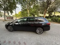 Usado Opel Astra Innovation 136 CV (100 kW) 2019 Negro Familiar