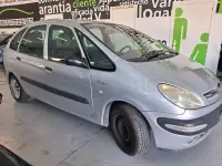 Usado Citroën Xsara 71 CV (52 kW) 2002 Gris / plata Berlina