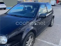 Usado VW Golf IV 110 CV (80 kW) 2002 Negro Berlina