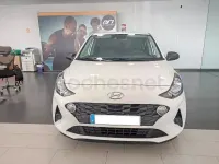 Usado Hyundai i10 67 CV (49 kW) 2023 Blanco Utilitario