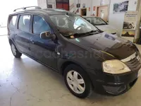Usado Dacia Logan Lauréate 85 CV (62 kW) 2010 Negro Familiar