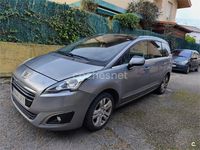 Usado Peugeot 5008 Allure 120 CV (88 kW) 2017 Gris / plata Monovolumen