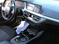 Usado BMW 118 150 HP (110 kW) 2024 Branco Citadino