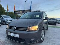 Usado VW Touran Advance 140 CV (102 kW) 2015 Gris / plata Monovolumen