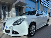 Usado Alfa Romeo Giulietta Veloce 140 CV (102 kW) 2014 Blanco Utilitario
