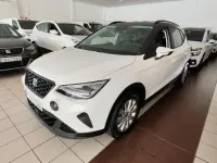 Usado Seat Arona Style 115 CV (84 kW) 2025 Blanco SUV