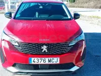 Usado Peugeot 5008 Active 130 CV (95 kW) 2022 Rojo SUV