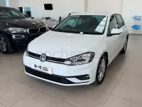 Usado VW Golf VIII Business 115 CV (84 kW) 2022 Blanco Berlina