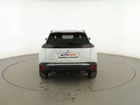 Usado Peugeot 2008 GT-line 131 CV (96 kW) 2020 Blanco SUV