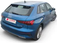 Usado Audi A3 Sportback e-tron Advanced Plus 110 CV (80 kW) 2022 Azul Utilitario