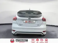 Usado Ford Focus ST-Line 125 CV (91 kW) 2018 Blanco Berlina