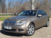 Usado Mercedes C180 Elegance 156 CV (114 kW) 2010 Gris / plata Berlina