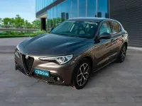 Usado Alfa Romeo Stelvio Sprint 190 CV (139 kW) 2021 Gris SUV