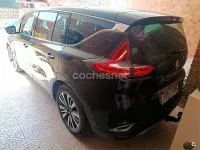 Usado Renault Espace Initiale Paris 160 CV (117 kW) 2017 Violeta / lila Monovolumen