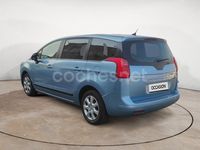 Usado Peugeot 5008 Family 112 CV (82 kW) 2010 Azul Monovolumen