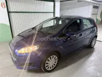 Usado Ford Fiesta Trend 75 CV (55 kW) 2015 Azul Utilitario