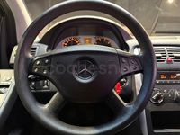 Usado Mercedes B200 136 CV (100 kW) 2006 Negro Monovolumen