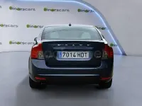 Usado Volvo S40 Kinetic 177 CV (130 kW) 2011 Azul Berlina