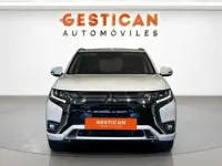 Usado Mitsubishi Outlander P-HEV 224 CV (164 kW) 2021 Blanco SUV