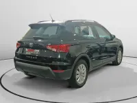 Usado Seat Arona Style 110 CV (80 kW) 2021 Negro SUV