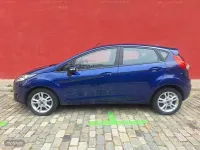 Usado Ford Fiesta Trend 74 CV (54 kW) 2016 Azul Utilitario