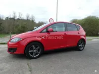 Usado Seat Altea I-Tech 105 CV (77 kW) 2014 Rojo Monovolumen