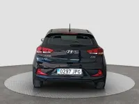 Usado Hyundai i20 84 CV (61 kW) 2016 Negro Coupe