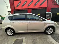 Usado Toyota Corolla Verso Sol 129 CV (94 kW) 2006 Gris / plata Monovolumen
