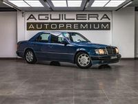 Usado Mercedes E500 320 CV (235 kW) 1991 Azul Berlina