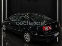 Usado VW Passat 140 CV (102 kW) 2010 Negro Berlina