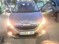 Usado Peugeot 2008 Allure 110 CV (80 kW) 2015 Beige SUV