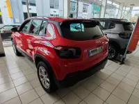 Usado Jeep Avenger Altitude 100 HP (73 kW) 2024 Vermelho SUV