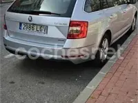 Usado Skoda Octavia G-TEC Ambition 131 CV (96 kW) 2020 Gris / plata Familiar