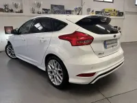 Usado Ford Focus Sport 120 CV (88 kW) 2015 Blanco Utilitario
