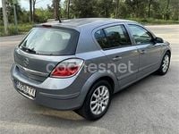 Usado Opel Astra Enjoy 90 CV (66 kW) 2006 Gris / plata Berlina