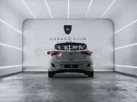 Usado Hyundai i30 100 CV (73 kW) 2014 Blanco Berlina