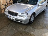 Usado Mercedes C200 Classic 116 CV (85 kW) 2002 Gris / plata Berlina