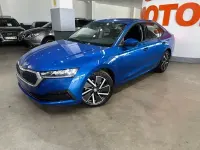 Usado Skoda Octavia Business Line 204 CV (150 kW) 2021 Azul Berlina