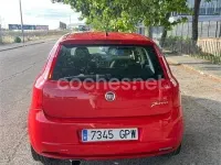 Usado Fiat Grande Punto Sport 95 CV (69 kW) 2009 Rojo Utilitario