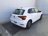Usado VW Polo Life 95 CV (69 kW) 2022 Blanco Utilitario