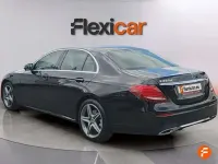 Usado Mercedes E220 194 CV (142 kW) 2019 Azul Berlina