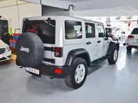 Käytetty Jeep Wrangler Unlimited Sahara 200 HP (147 kW) 2011 Harmaa Katumaasturi