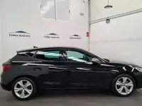 Usado Seat Leon FR 110 CV (80 kW) 2024 Blanco Utilitario