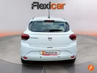 Usado Dacia Sandero Essentiel 91 CV (66 kW) 2022 Blanco Utilitario