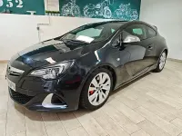 Usado Opel Astra GTC OPC 280 CV (205 kW) 2012 Negro Berlina