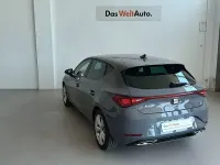 Usado Seat Leon FR 116 CV (85 kW) 2025 Gris