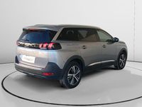 Usado Peugeot 5008 Allure 132 CV (97 kW) 2023 Gris SUV