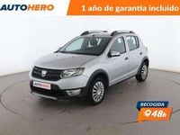 Usado Dacia Sandero Stepway 91 CV (66 kW) 2015 Gris Utilitario